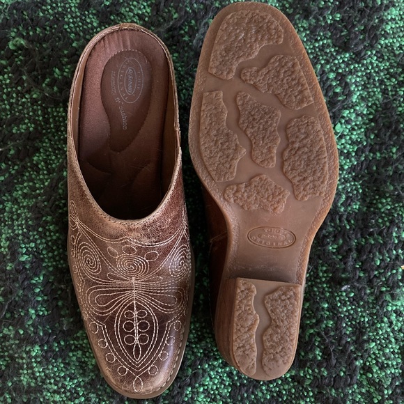 Dr Scholl’s Western boot-style slip on heeled shoes SIZE 7 - Picture 3 of 3